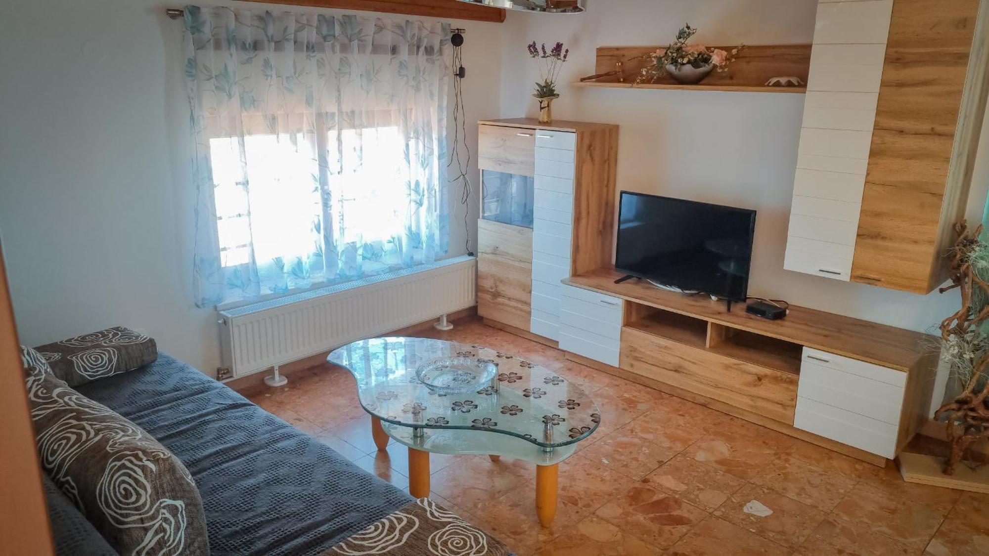Apartments Marija Nada 马林斯卡 外观 照片
